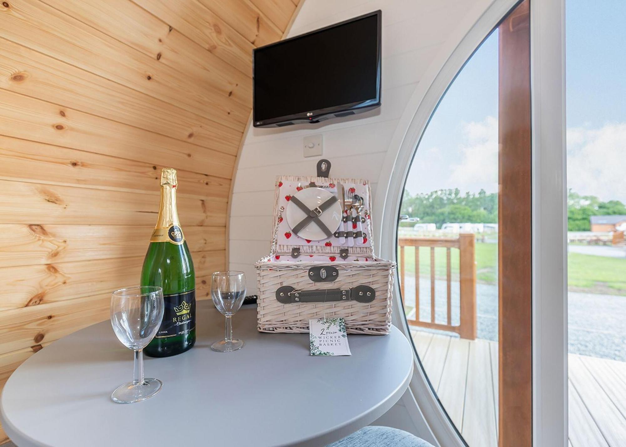 High Farm Holiday Park Routh Exteriör bild